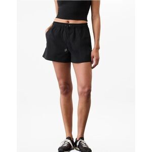 Athleta Poplin Shorts 8 Black Womens Midday Mid Rise Athletic Sporty Designer